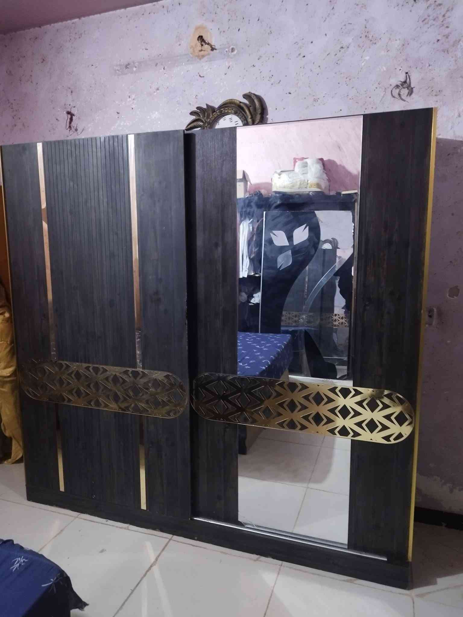 يا الله بيع مستعجل غرفه تركيه 5 قطع نضيفه جدا استعمال قليل نضام كنتور سلايت سعر 175 الف سعر اخو البلاش مكاني ابو غريب شهداء شارع السكلات  *********** وات ساب
