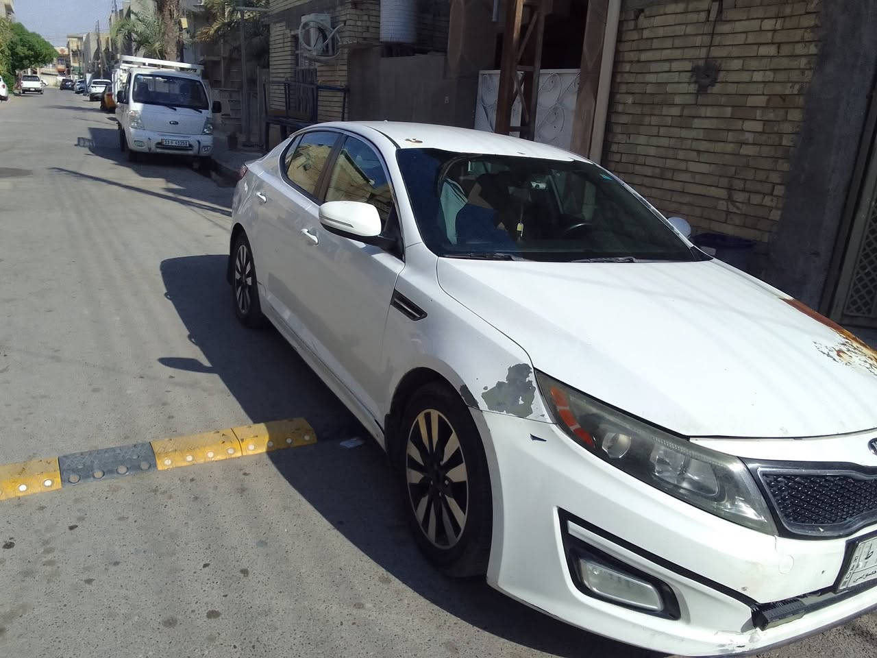 كيا اوبتيما موديل 2015وارد امريكي فول مواصفات عدا الفتحة بيهة ضربة على البنيد خفيفة بدون دواخل بيهة تكشير خفيف بالصندوك رقم بغداد بأسمي سنوية وهزة جديدة
  سعر 90 ورقة للاتصال ***********
