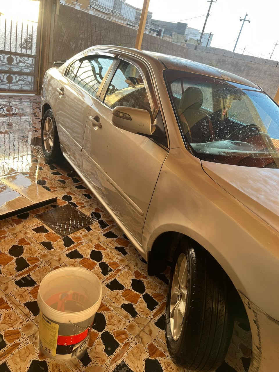 السلام عليكم
كيا اوبتما 2009 وارد امريكي محرك 2400 السيارة 
مصبوغة عام سياره بيها جراد رقم سليمانية تحويل 
مباشر جاهزة مابيها نقص سعرها 80 بيها مجال 
*********** السيارة مكانها الخالدية بيع فقط
