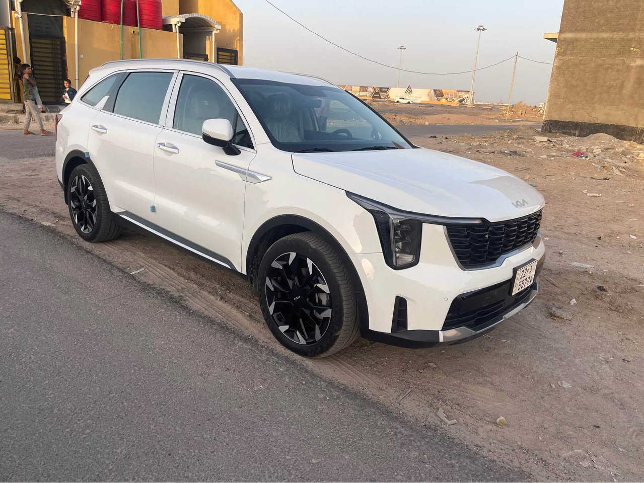 سياره بيهه سستم بي دي اف دواخل ونص بنيد ونص جاملغات مرايات لايتات تكم نص قماره دعاميه كلهه مغلفه بي دي اف
كير ماوس
تبريد 3 قطع
صندوق كهرباء
بردات خلفيه
جامات 4 اوتو
كشنات 4 كهرباء
شحن لاسلكي
وباقي المواصفات معروفه
السياره رايدهه 305
مكاني حيانيه
*********** الزبير, البصرة
