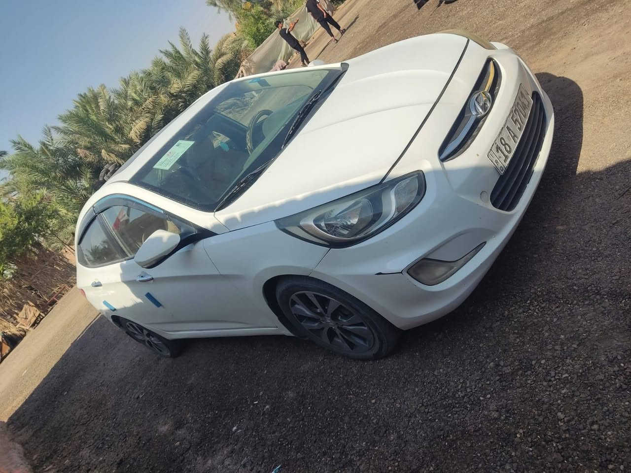للبيع اكسنت فول مواصفات  2014 رقم بابل جديد بس بنيد مبدل بدون دواخل السياره باسمي مكان السياره بابل الهاشميه لاستفسار  ***********
