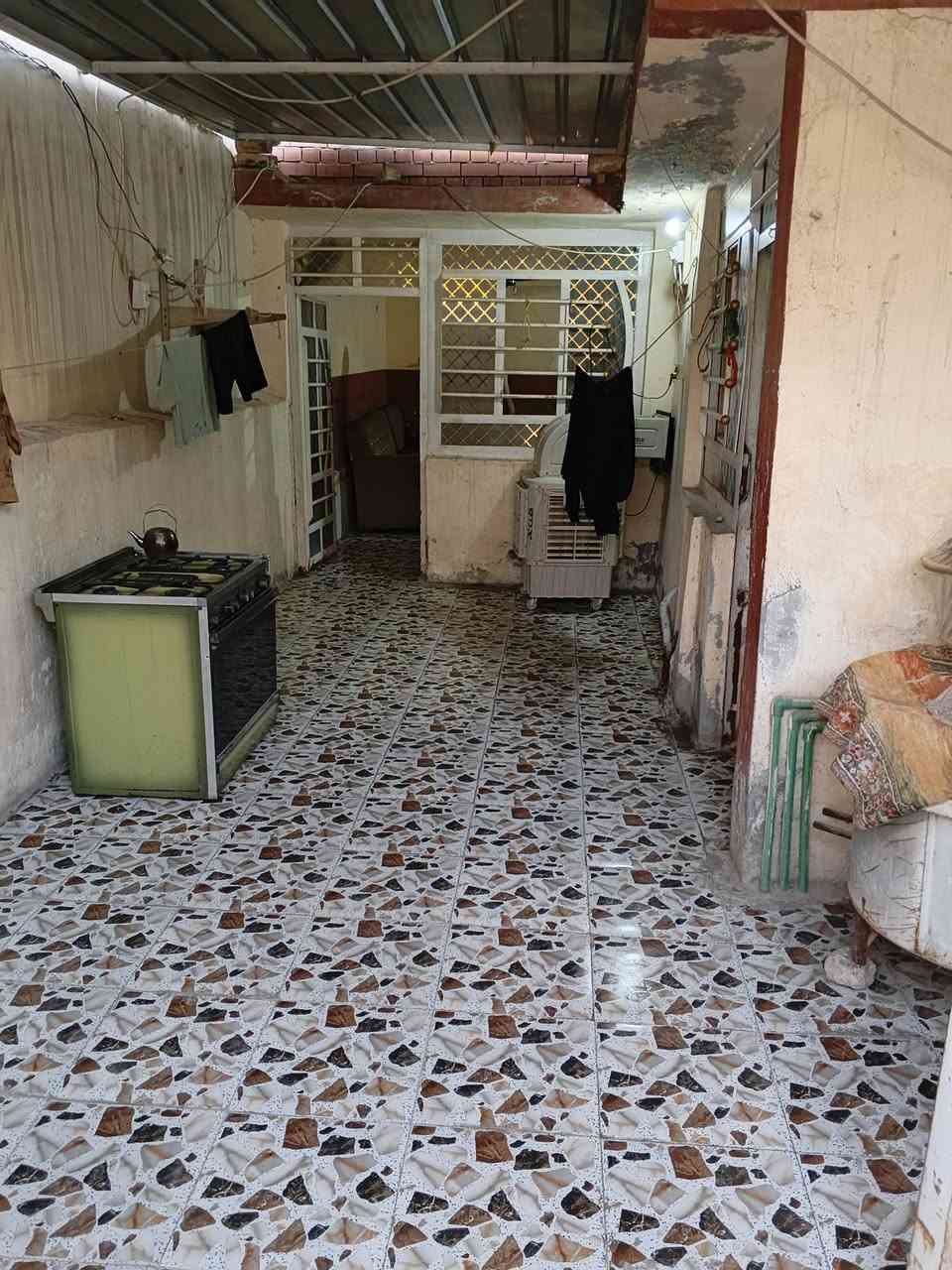 دار للبيع المساحه 125متر طابق واحد بناء نضيف 

حله ابو خستاوي طريق ياحسين قرب اسواق طريق الجنه 

خدمات كامله موقع حلوووو بناء نضيف قريب علا شارع كربلاء 

اصلاح زراعي مشمول بل تطويب ستمارة تمليك كامله خدمات كامله علا شارعين 

السعر 30 وبي مجال//***********
