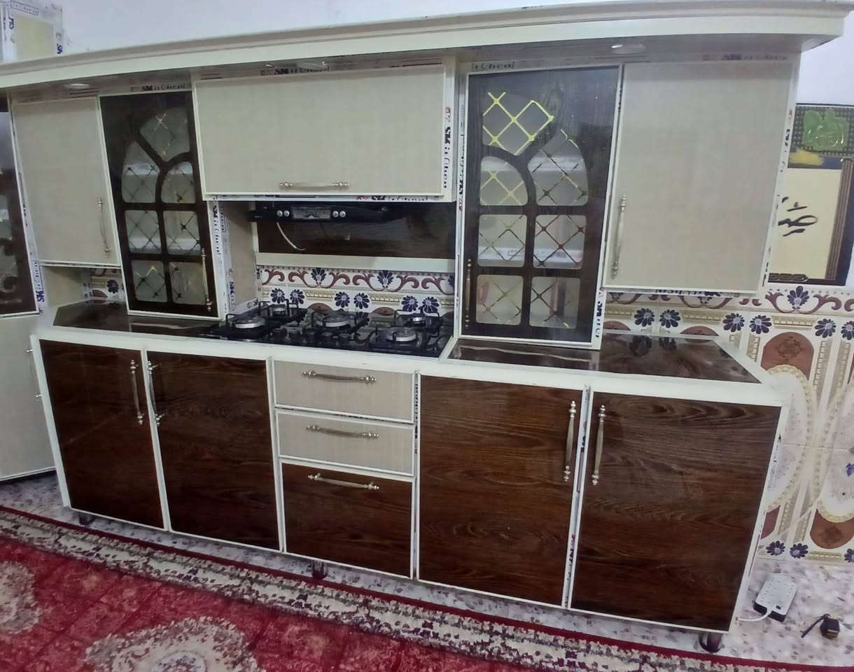 كاونتر 14متر تزكام نضيف جداً نضافه 95% شراي اتفضل خاص أو اتصل علئ الرقم *********** يوجد توصيل محافظات
