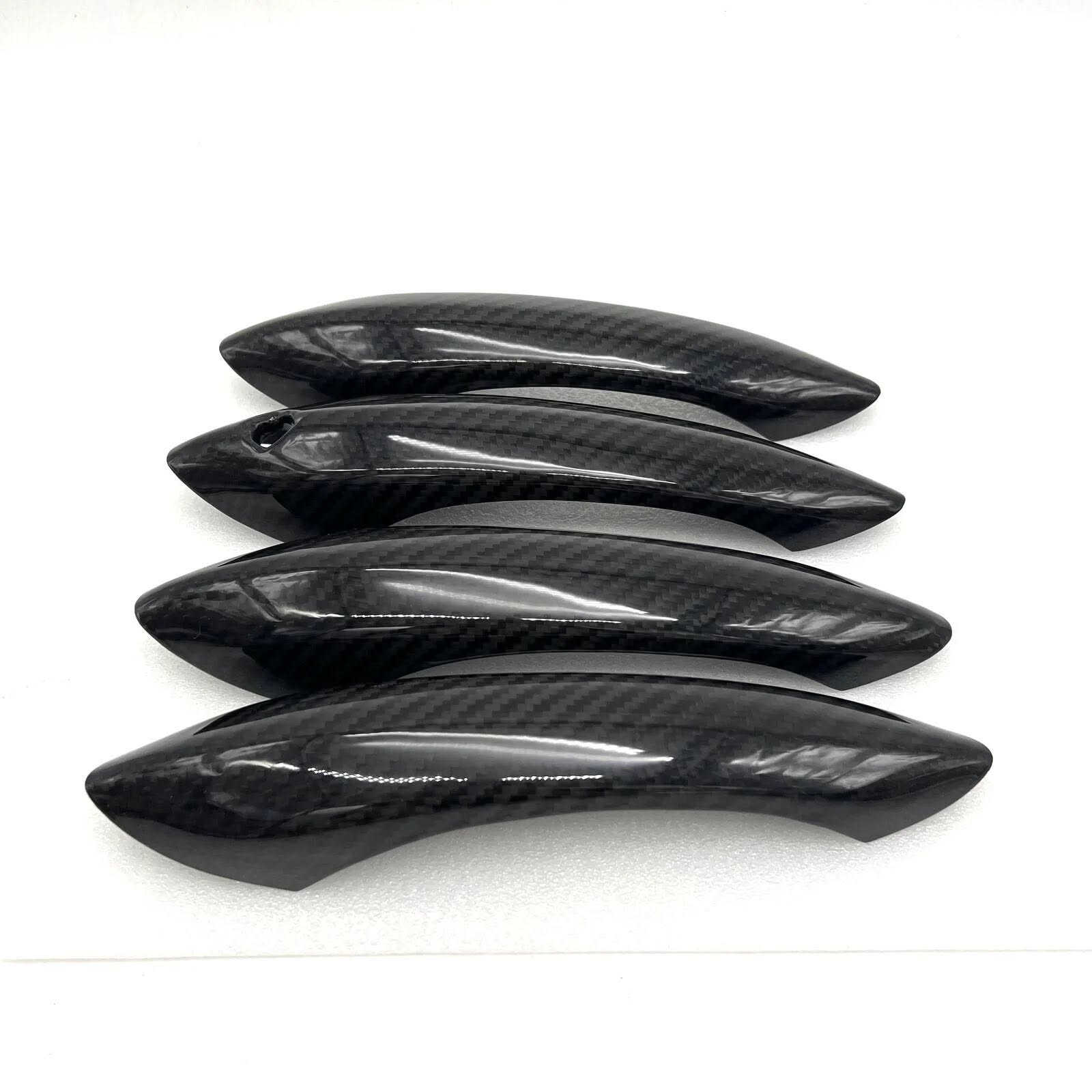 متوفر غلاف يدات 

 كاربون - اسود

E90-F10-F01-F30-F15-F16
G20-G30-G01-G03-G05-G06-G07
X3-X4-X5-X6-X7

خدمات توصيل متوفر كل محافظات

Whats App 
***********
