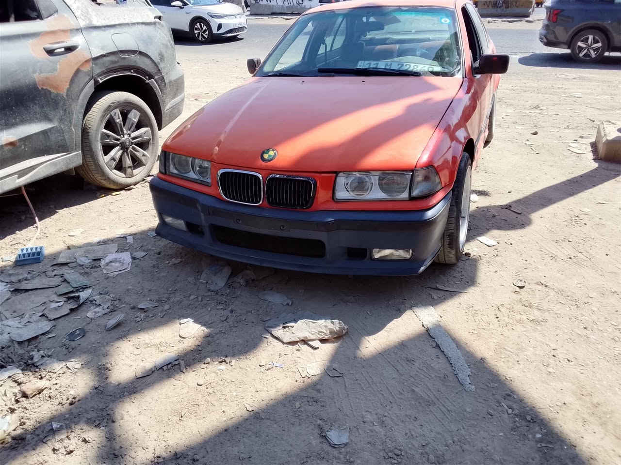 سلام عليكم بي ام m3
موديل 1992..........
سعره 48 وبيه مجال 
مكينه 28
كيرzf1 عادي
غرفه حلوه 
صدر امامي جديد
صدر خلفي جديد
سياره حلوه 
*********** بغداد, العراق
