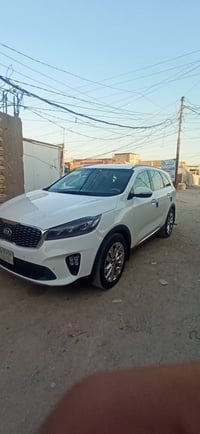 سورنتو 2020  خليجي  للبيع او المراوس  السعر 159 وبيها مجال قليل   السي...