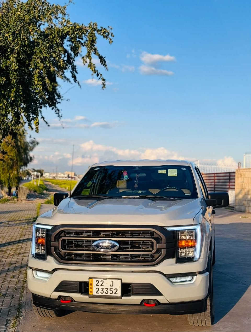 { بيع سريع بدون مراوس }
‎‏‎‏⚜️ FORD F-150 XLT ⚜️ / 2023

للبیع فورد F-150 ⚜️

{ بيها كوبون بنزين }

لون ; سموک ممیز🪽

مودیل ; 2023🔱

مواصفاتها XLT : 

سياره👇

محرك: 6 سلندر 🔥🔥

محرک:3.5 دبل توربو ⚜️

باب طويل بدي قصير
تاك اكسل 

كشنات كهرباء 

قاصه دشبول

بريك بصمه

عده كامله سبير منازل

لايت  LED 

اوتو ستوب 

شاشة الكتروني 📱

التحكم في الجر 🔥

رادارات (خط مسار * جانبي * خلفي)☑️

تخم حساس ✅

كاميرا خلفية🎥

كاميرا أمامية 📷

ويل كروم اصلي 🛞

رادار توقف ذاتي 

بلجكتور ليت بيلادي ◽️

تحديد مسار 🚦🚥

شاحن تايب سي ⚡️

سستم شاحن الایفون 📞

شاحن 🔌 USB

السياره جديده بمعنى الكلمه‏ 

 سیارە ماشیە :  49 میل

الصبغ :  بونید صبغ وثلاث قطع کلیر امریکا بجم کبس  شرط بدون دواخل بدون معجون 📌

سعر : 265 بيها مجال

مکان ; کرکوک

الاستفسار اتصل بی تدلل ; 

*********** بی واتساب.

***********
