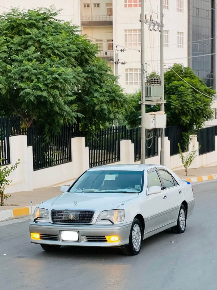 كامل • شاشة • مكيف