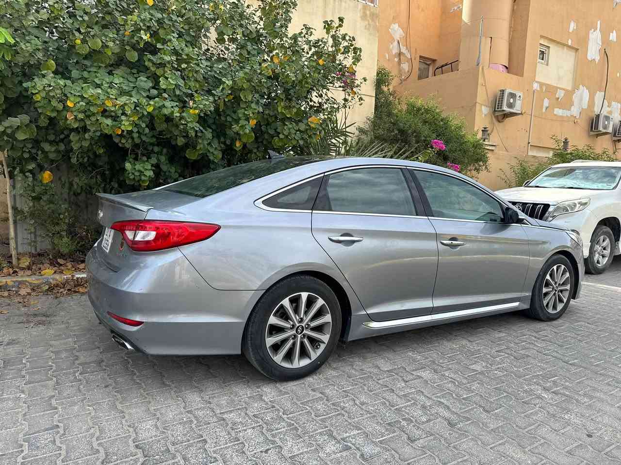 سوناتا ٢٠١٦ ليمتد لون رصاصي
السلام عليكم سوناتا ٢٠١٦ ليمتد فول مواصفات ١/١ ب اسمي
بنوراما 
نقطة عمياء 
اشاير بالمري 
بصمه
تدفئة تبريد بالكشنات 
شاشة جبيرة كار بلي
تبريد قطعتين 
كشنات كهربائية 
وبعد بيها هواي مواصفات اليمتد المعروفة 
محرك ٢٤٠٠ وكير خير من الله 
حدادية كلها جديدة 
السيارة داخلة كلين من امريكا 
وبالعراق صبغ بنيد فقط بدون حادث 
 
السعر ١٢٣ وبيها مجال ومكاني النجف 
***********
***********
