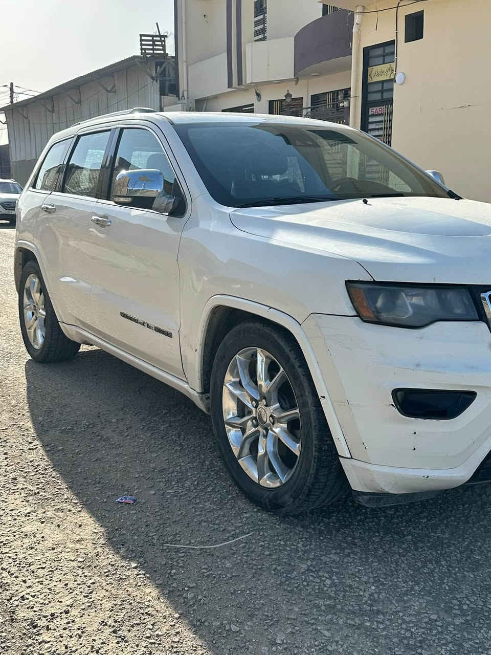 يالله سيارتي للبيع 🔥 95$ وبيها مجال بسيط
جيب اوڤر لاند فول مواصفات 2011 محدث 2020
مكينة 8v 5.7L دفع خلفي بلادي محور غاز  
بنوراما 
مري قلاب 
تبريد تدفئة مقاعد خلفي امامي 
تدفئة ستيرن 
كاميرا خلفية 
السيارة مصبوغة عام للجمالية مبدل بنيد ماشية 330الف
السيارة قبل فترة جفتت المكينة بدلت سلندر وحشوة مكينة كاملة كلة بلادي معوزة حدادية وعقل وتصليح او تبديل ضفيرة ما اعرف 
السيارة تشتغل وتمشي ابيعها على هذا وضعها 
مبدل راديتر ستوني ومكينة ستوني مجفت وبوربرينات ولوي خلفي وجوزة التشغيل 
اكثر من فلوس تعميرها مطيحهن الك من السعر ليكدام 😉
تواصل وتساب فقط ***********
تريد تحويل تريد وكالة عامة موجود
