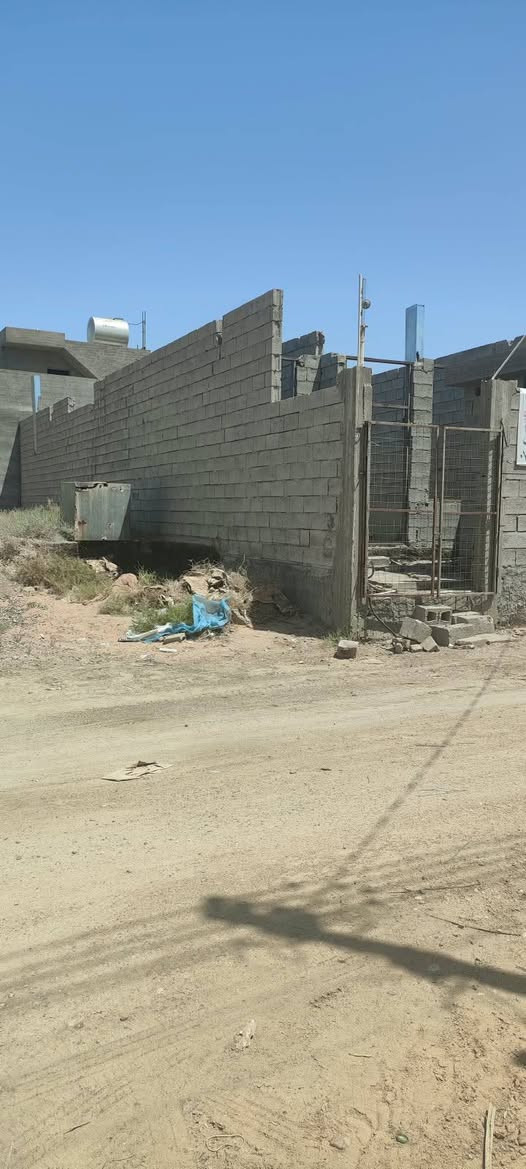 هيكل للبيع زراعي قرب جسر القاسم المساحه 110 متر وشارع 9 متر  الاستفتاء على هذا الرقم/***********
