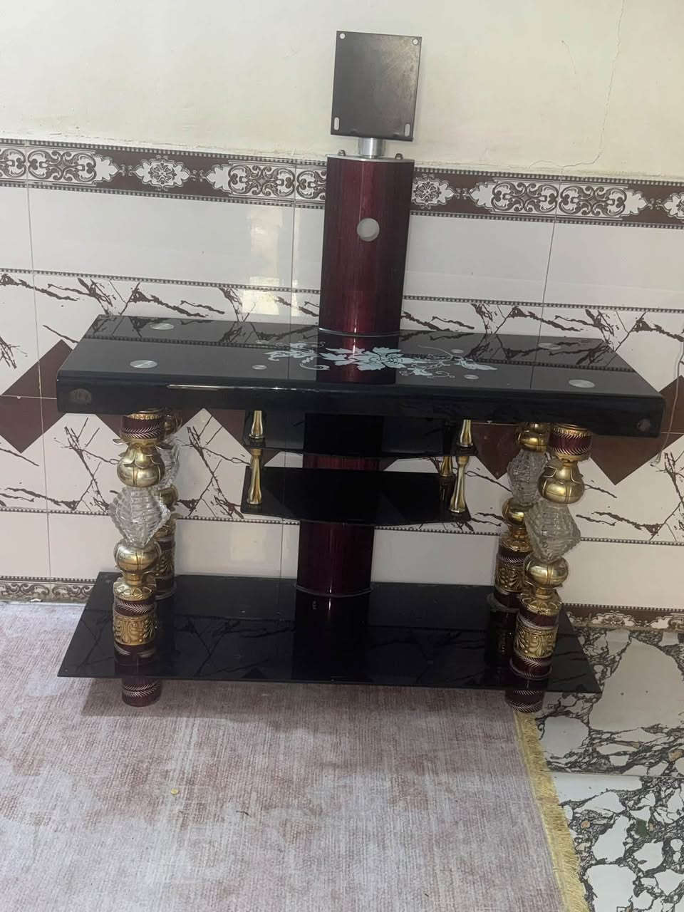 ميز جديد ونضيف الاستفسار علئ الرقم 
***********
