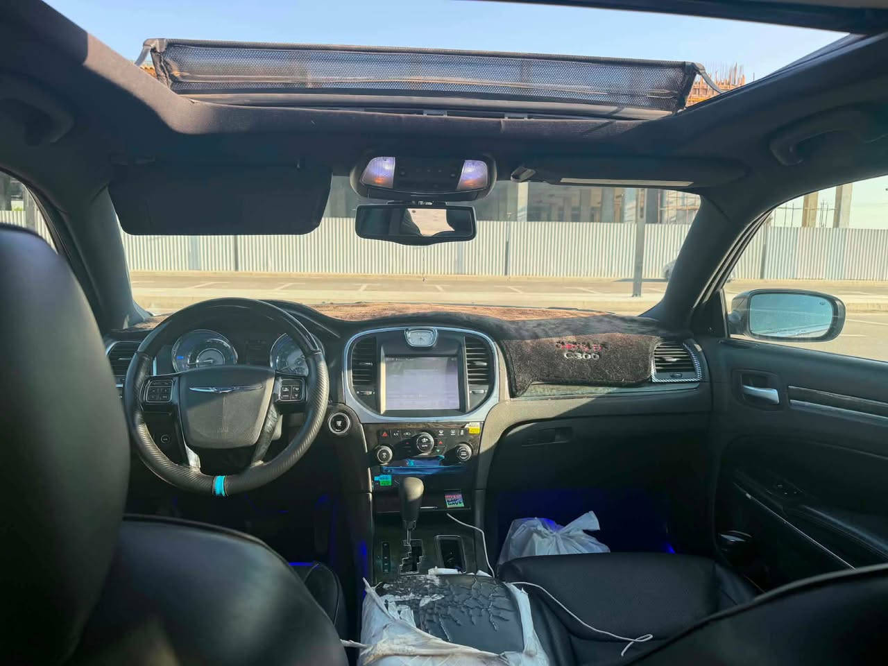 كرايسلر 300S • V8 ٥.٧ HEMI • بانوراما