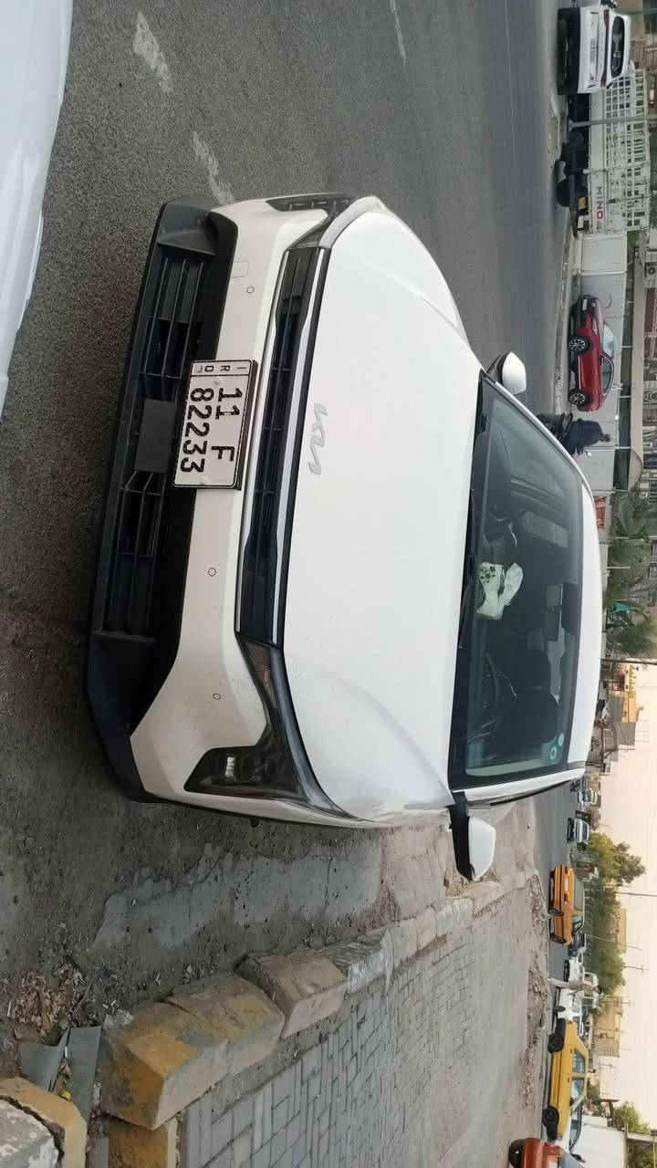 السلام عليكم سياره كي فور خليجي مديل 25
سياره ع وضع شركه بيها حالوب بسيط 
نسبه 20بل 100 زيرو مكفواله من كل نواحي 
ملاحظه مكلف بل نشر مكان سياره بغداد طالبيه 26 ونص وبيها مجال حك جيه رقم هاتف***********
