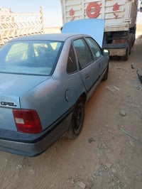 فكترا للبيع موديل 91 رقم بغداد باسمي محرك 18 السعر  الشراي يتصل 077190...