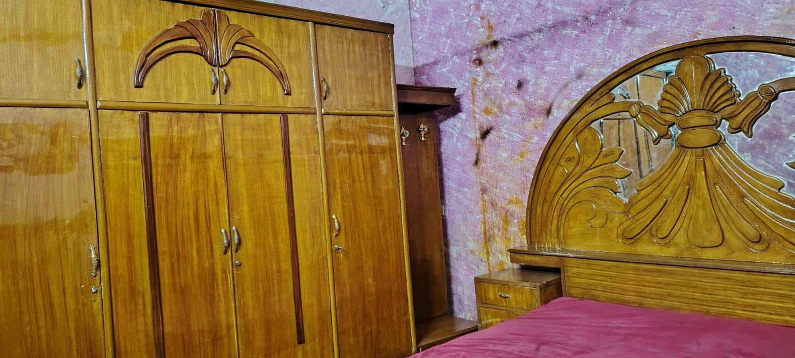 غرفه صاج 4 ابواب ملخق السعر350 ألف المكان الحسينيه الراشديه بغداد يوجد توصيل بل اجره التواصل على الرقم ‏‪***********‬‏
