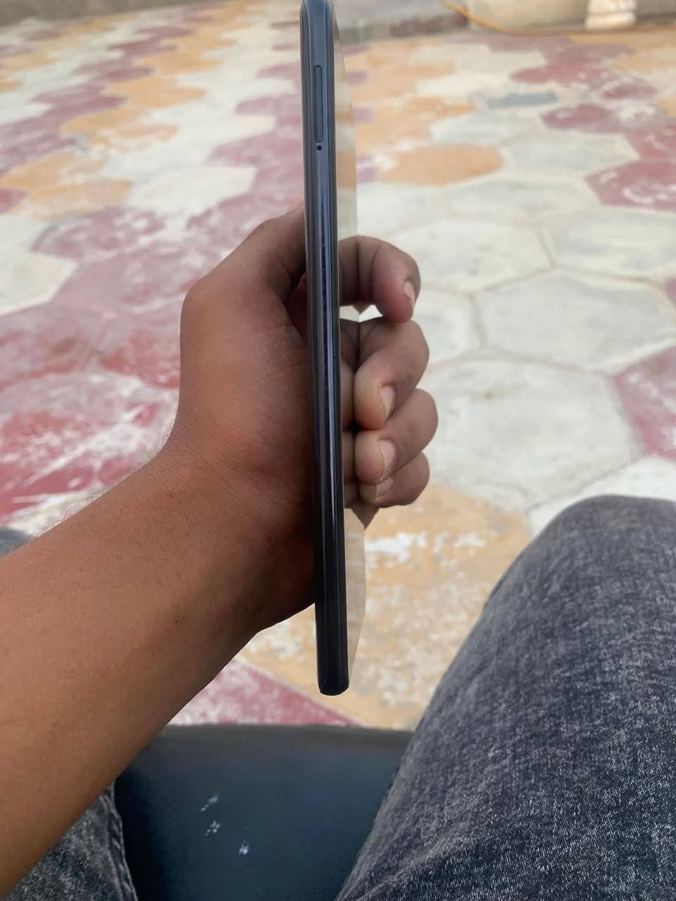 ريدمي نوت 10 برو ماكس ذاكرة 128 رام 8 ببجي 60 كامرة 108 + 4K ما مفتوح كفالة عامة بس ضهرة صار بي كسر اثر وكعة خفيفة جهاز سلس بالاستخدام تخبل كامرتة شاشتة 120 دبل سيم كارت وصوت دبل فوك وجوة شحن سريع ويا شاحنة وحافظة ولاسق شاشة ضد الكسر عنواني جمهوري شارع سالم *********** سعر خاص

