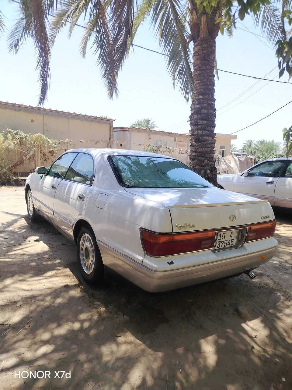 سلام عليكم سياره بطه للبيع مديل 95سياره جديده بمعنى الكلمه رقم الانبار بسمي سنويه وهزه جديده ثاني يوم اداورلك محرك وكير مكفولات سياره متعوب عليه مال جناي  سياره مكفوله من الكصه والنقل جثه والعيب الشرعي والاصوليات تخم تاير حداديه صدر امامي خلفي كله جديد دواخله كله جديد مكاني بابل الحمزه الغربي باقي التفاصيل على هاذه الرقم ***********
