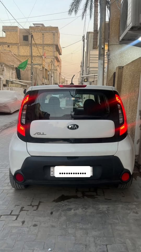 كيا صول موديل ٢٠١٥
🔹 محرك GDI محرك الفين2000
محرك و كير مكفولات و بحالة ممتازة
🔹 الممشى: 98 ألف مايل
🔹 شاشة كبيرة + كاميرا خلفية
🔹  سماعات Infinity ست سماعات 
6 Airbags 🔹
🔹 تايرات جديدة
🔹 صدر جديد
🔹 بطارية جديدة
🔹 تبريد شغال و ممتاز 

السعر: ٩٥ ورقة وبيها مجال
السيارة بغداد و باسمي تحويل ثاني يوم 
رقم الهاتف: ***********
للتواصل واتس اب فقط

