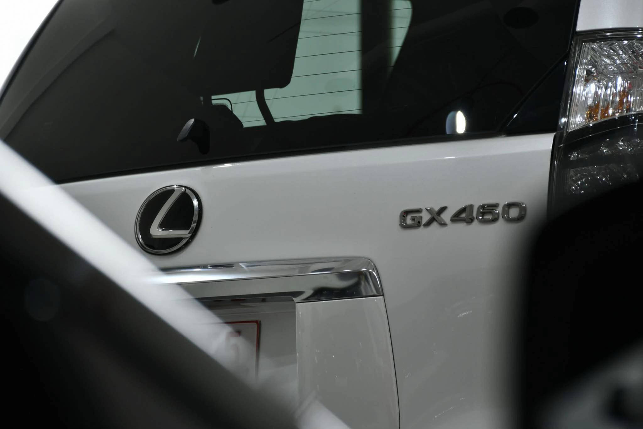 للبيع Lexus GX 460 2023 • اللون: أبيض • المكينة: 8 سلندر V8 • الممشى: 33,000 ميل • الضرر: صفحة السايق صبغ • السيارة نظيفة ومواصفاتها ممتازة           � السعر:295 ورقة    📍للمعلومات اكثر يرجى التواصل على الرقم *********** واتس اب او اتصال شكرا لتواصلكم معنا🙏
