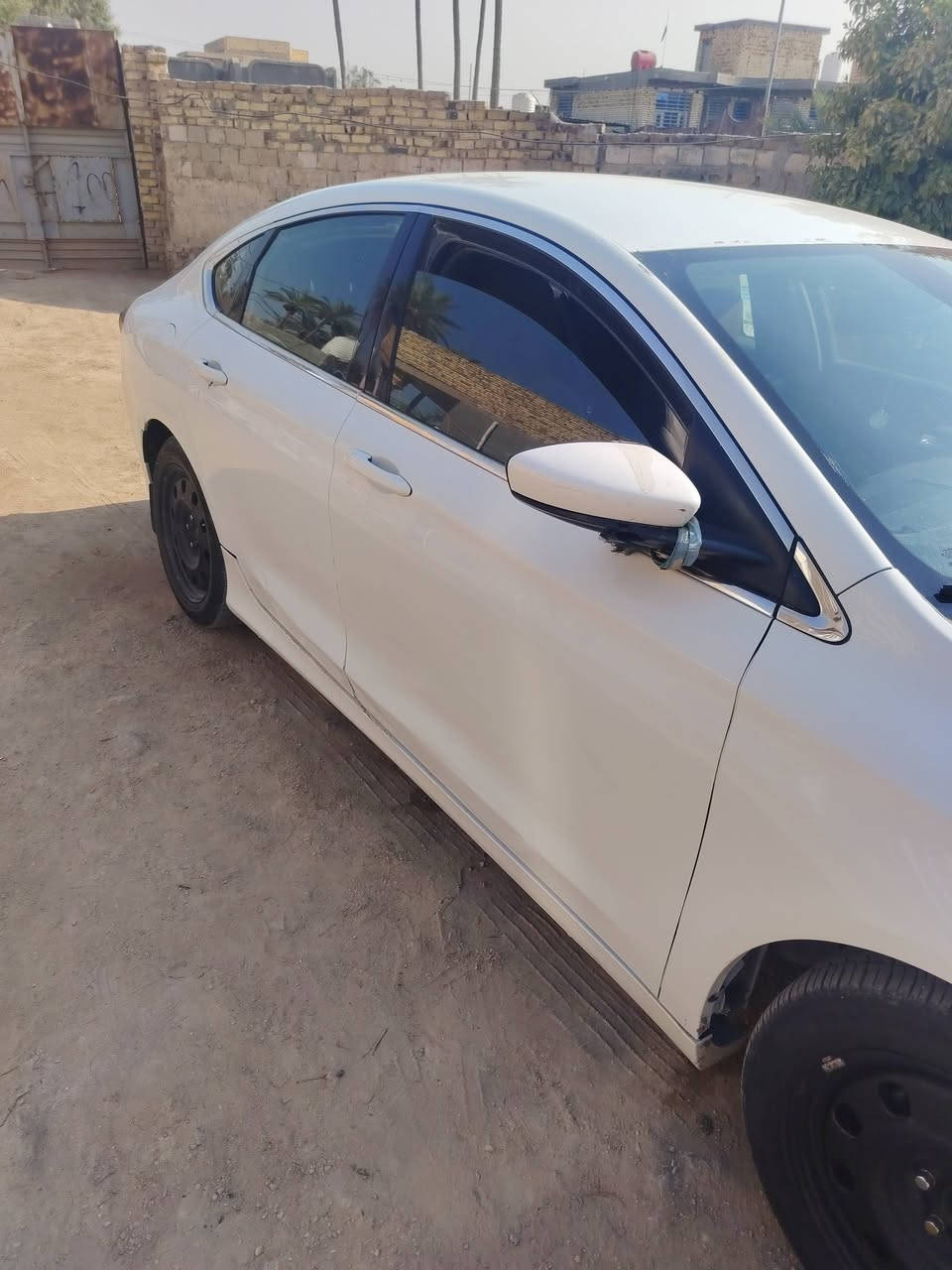 السلام عليكم
C200  البيع 
السعر 95 وبيه مجال 
***********
