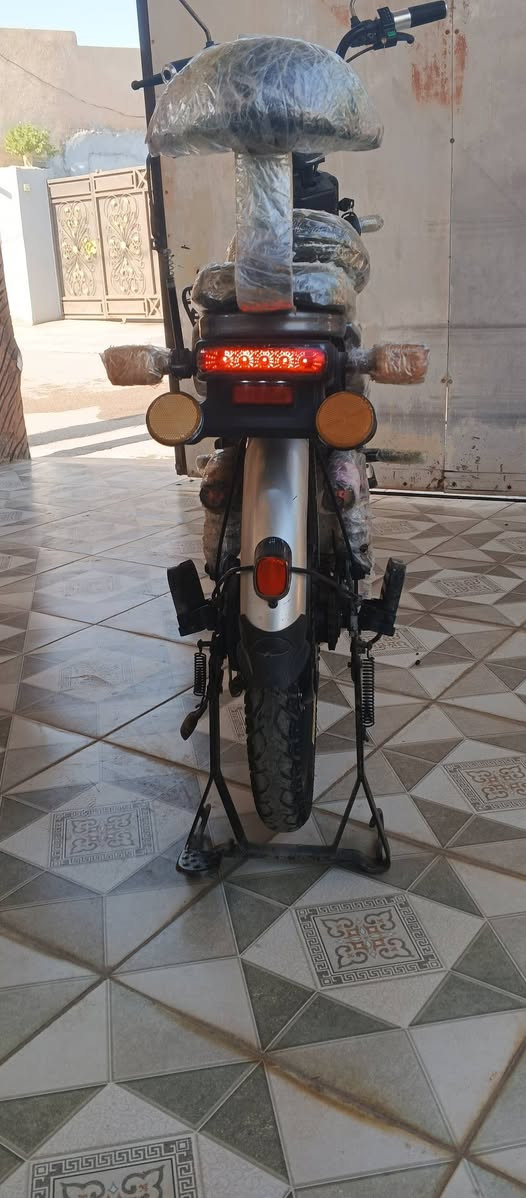 دراجه شحن • موديل ٢٤ • بطاريات ٦