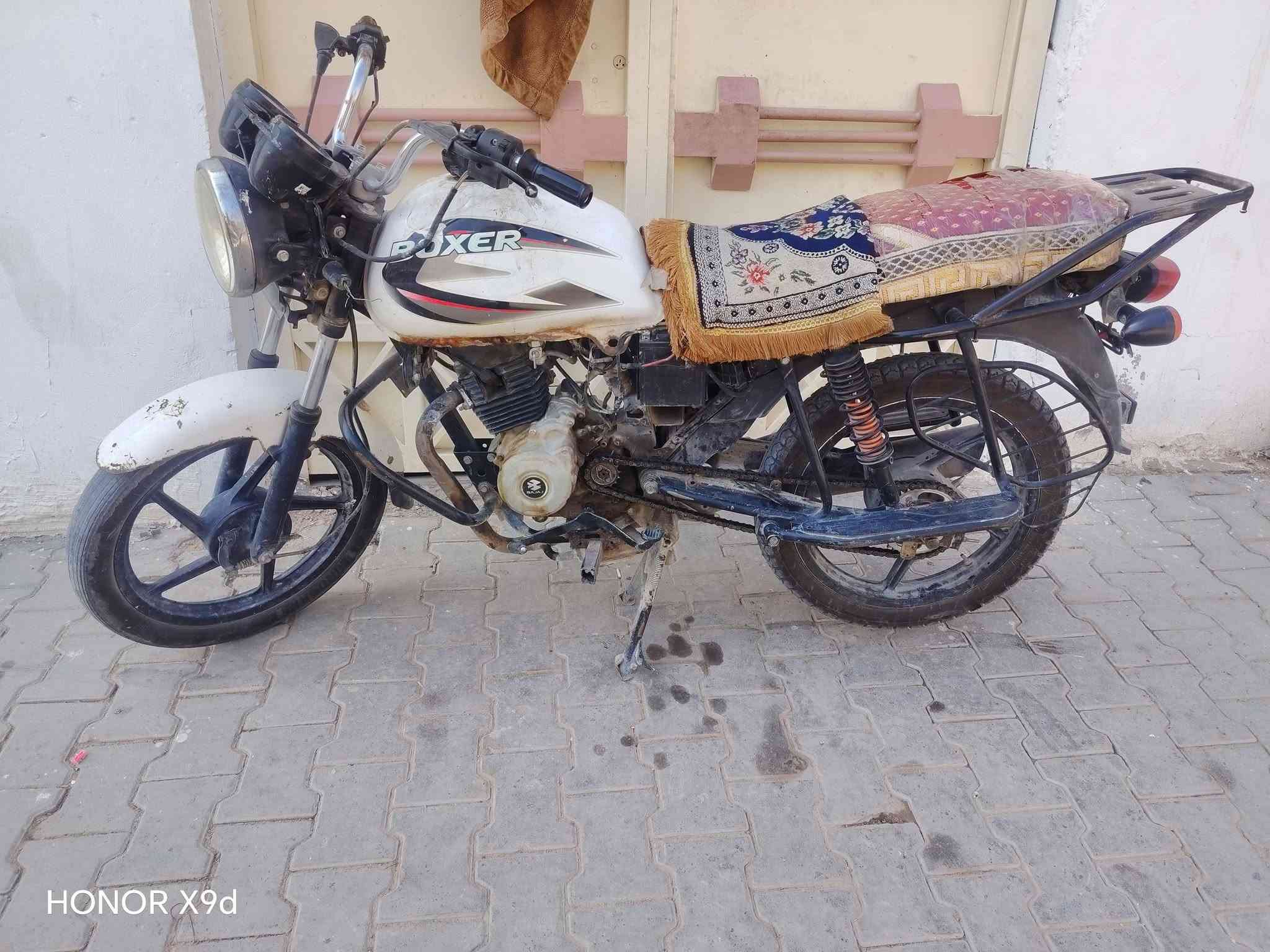 بوكسر • نجف • الميلاد