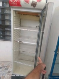 عارضات عاموديه • شغالات • نظيفة