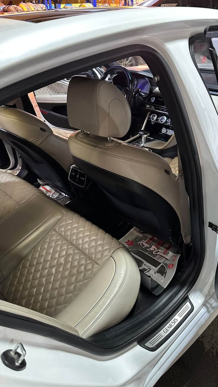 بيع أو مراوس

جينيسس G70 2023

6 سلندر 3.3T

AWD ( دفع كلي )
الممشى : 47 الف كيلو وقابل للزيادة

الحادث : قطعتين تبديل ( بامريكا فقط مابيها حادث بالعراق )
( گير مكينه كهربائيات تيربوات كفالة )

جاملغ جهة السائق والبنيد نفس اللون

مع وجود بارد قبق الصندوق وحافة جاملغ وقماره شي بسيط

KMTG54TE8PU128635 

السعر 200 وقابل للتفاوض
مكانها بغداد الدورة
*********** اتصال او واتساب
