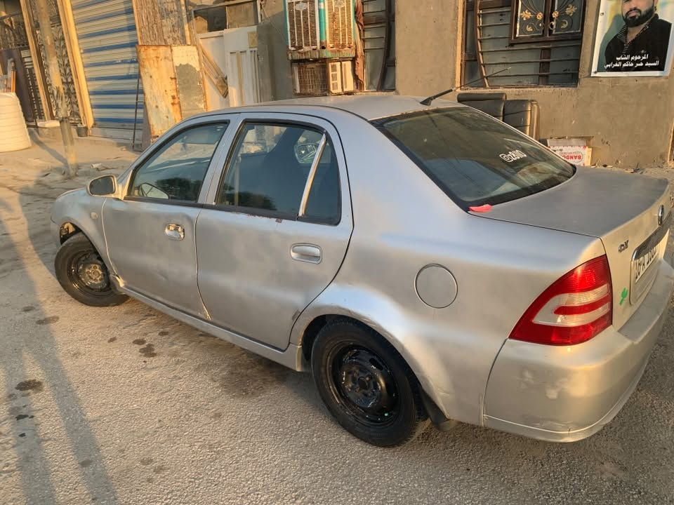 سياره جيلي ck كير ومحرك خير من الله المحرك بي بداية خيط تبريدها  ثلج مكفولة من الضربه القويه وين ميعجبك تفحص نظيفة السياره رقم انكليزي سنويه 2030  كهربائيات كله شغال جاهزه من كلشي السياره تراي وين ميعجبك 33$ وبيها مجال للشراي واتساب ***********
