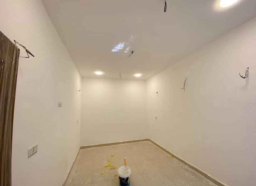 تحياتي لمدير الكروب اخوكم صباغ لمعترف ترميم البيوت طلس سحب نقش رسم انواع  الصباغ حسب طلب، بي اسعار مناسبه  تصل علي رقم ودلل واتس ***********
