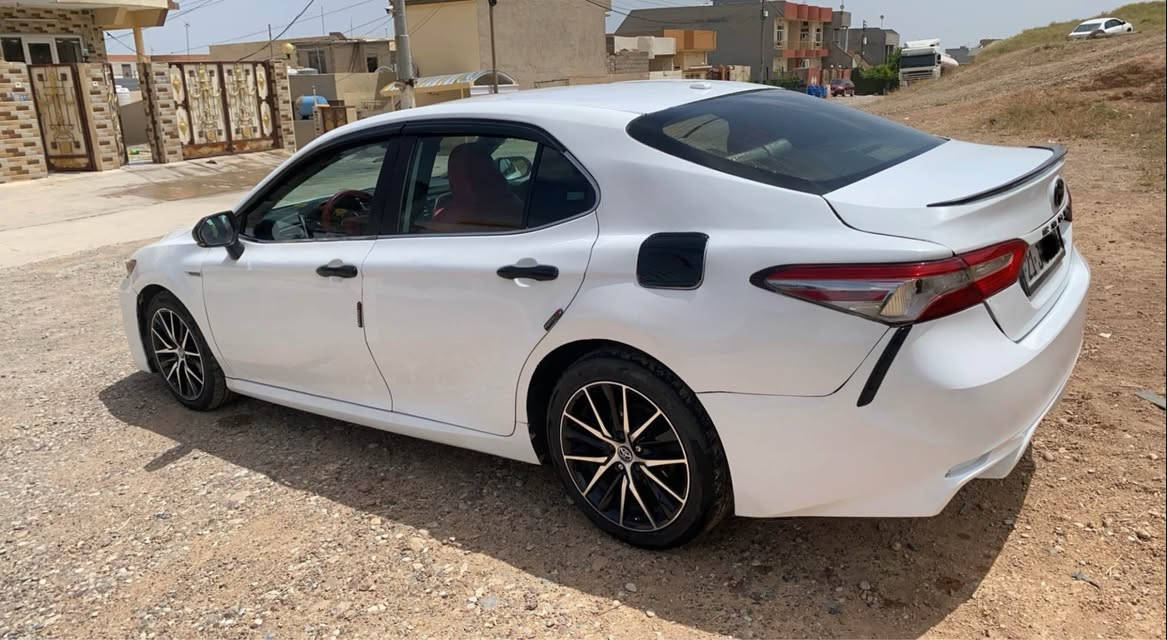 كامري موديل (2020)
سوبغ عام
مواسهفات (LE) كوّراوه بوّ(XSE)
به ردورادارهه مووى به شهرت
شوين به رده رش
رقم (***********) شيخان, نينوى
