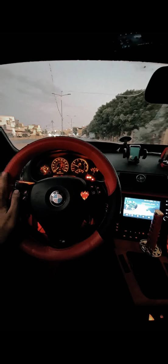 ئەم سەیارە بۆ فرۆشتن  ساقە......!!!!!!!!
Bmw e46 2002 convertble m package ll

دوو درگای سەقف کەشفە 
٤ نەفەرە بە سایەقەوە
مەکینە 25 سقەر دەبڵ دیجیتاڵ
سەیارەکە کۆدە بە ناوی خۆمەوەیە 

تەبرید سارد و گەرم لەگەڵ سوج 
کۆشن کارەبا کۆشن خەزن کۆشنی M بيلادە

سەیارەکە زۆر جوانە و عەزێت نەدراوە مەسروفی باشیشی تێ کراوە

سەماعە سیستەم هارمانە بیلاد

شاشە بیلاد e46 كارپلەی 
گێر عادی 

تاقم پلاک 
تاقم نۆزڵ بە شمشاڵەوە
تاقمی تایە
هەموو لۆکم خستۆتە سەری

سوکان m3 مۆدێل بەرزی لەسەرە فۆلێۆم و هەمووی ئیش دەکات
دەبڵ و سەدری دواوە تازەم خستۆتە سەر

سەیارەکە بێ عەیبە و کەم مەسرەفە زۆر جوان ماوەتەوە 
41$ مەعامەلەیە برایانە
کێ حەزی لێ بوو خزمەتی دەکەم  تەلەفون کات وەتسئاپیشی لەسەرە جوابی کۆمێنت نادەم لە کەلارم
***********

تکایە گەر مووشتەری نیت سەرمان مەیەشێنەو ماڵەکە سوک مەکە  لەگەڵ ڕێزدا. كالار, السليمانية
