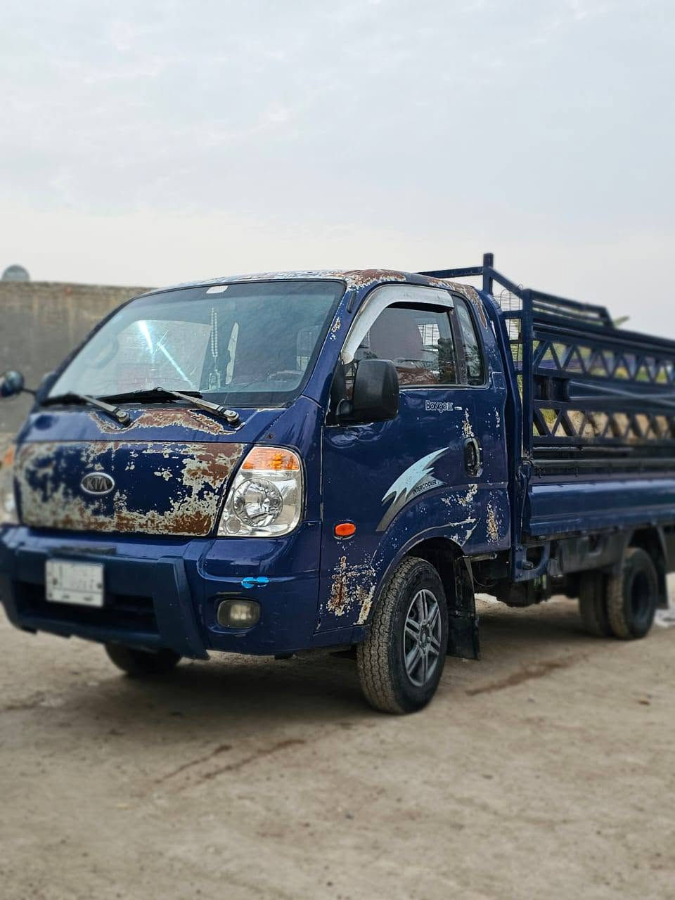 كيه بنكو 2008 كاز رقم نجف بسمي مكينه 3000  مفتوح توني مجفت كفاله عامه لا ضربه ولا صبغ ولاتعديل دوس وضع شركه  رقم الشاصي وضع شركه  مكينه كير حداديه تبريد كهربائيات  كله بلاد مكانها ناصريه  السعر 85 بيها مجال بسيط  رقم صاحبها  ***********
