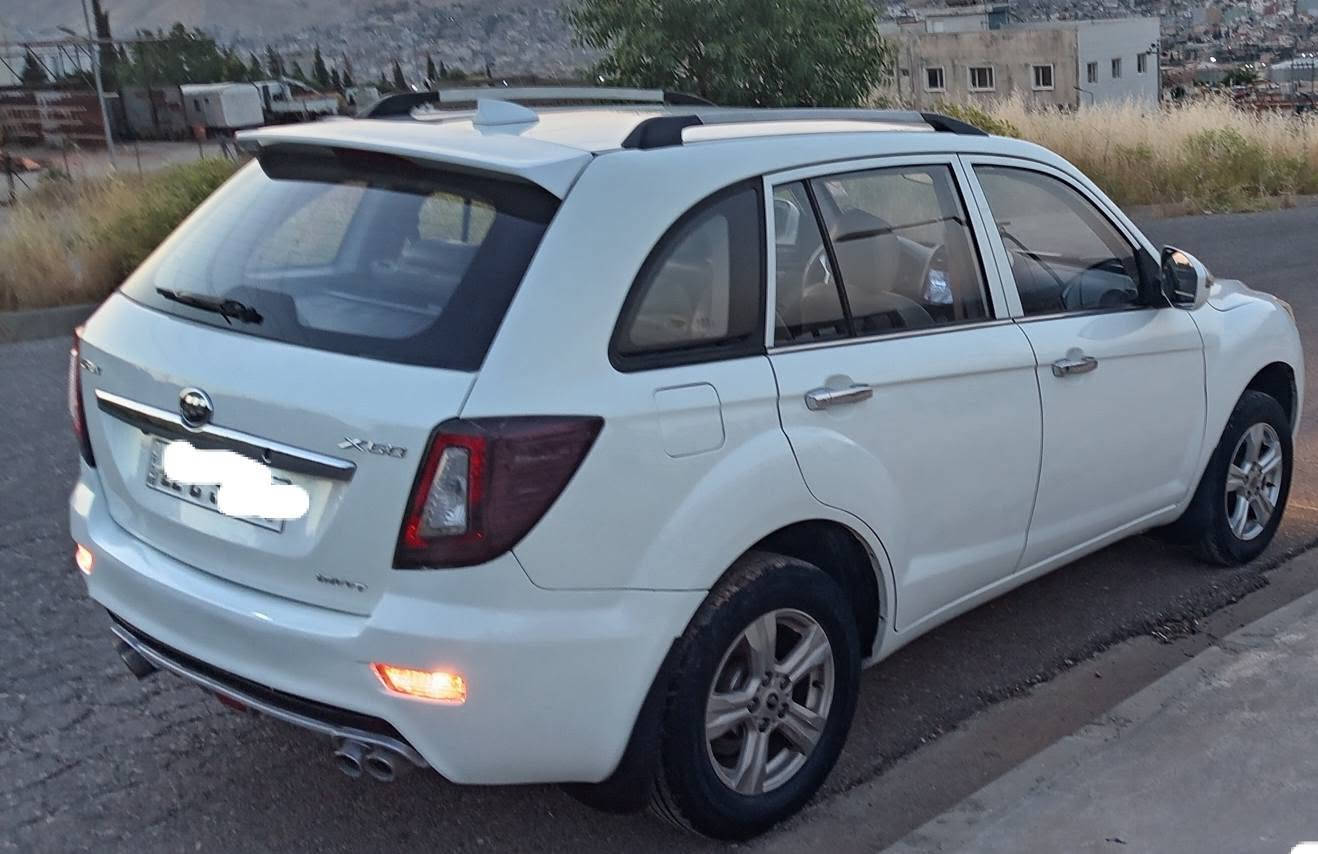 Lifan X60 2016
مەکینە18نەڤەکرییە بێ دەعم وصبغ
رەقەم جدید
بۆ فروتنێ یان گوهورینێ
گێر ئوتوماتیك(گێر ومەکینە وتبرید بشەرت)
هەرچار جام وقودیك کارەبایی
هەرچار جام دگەل سویچی دچنە سەری 
                               ABS
کامیرە وشاشە ١٨٠دەرەجا دزڤریت
تەحویل و وکالە بشەرت
سعر ٧٨ وەرەقە
*********** دهوك, العراق
