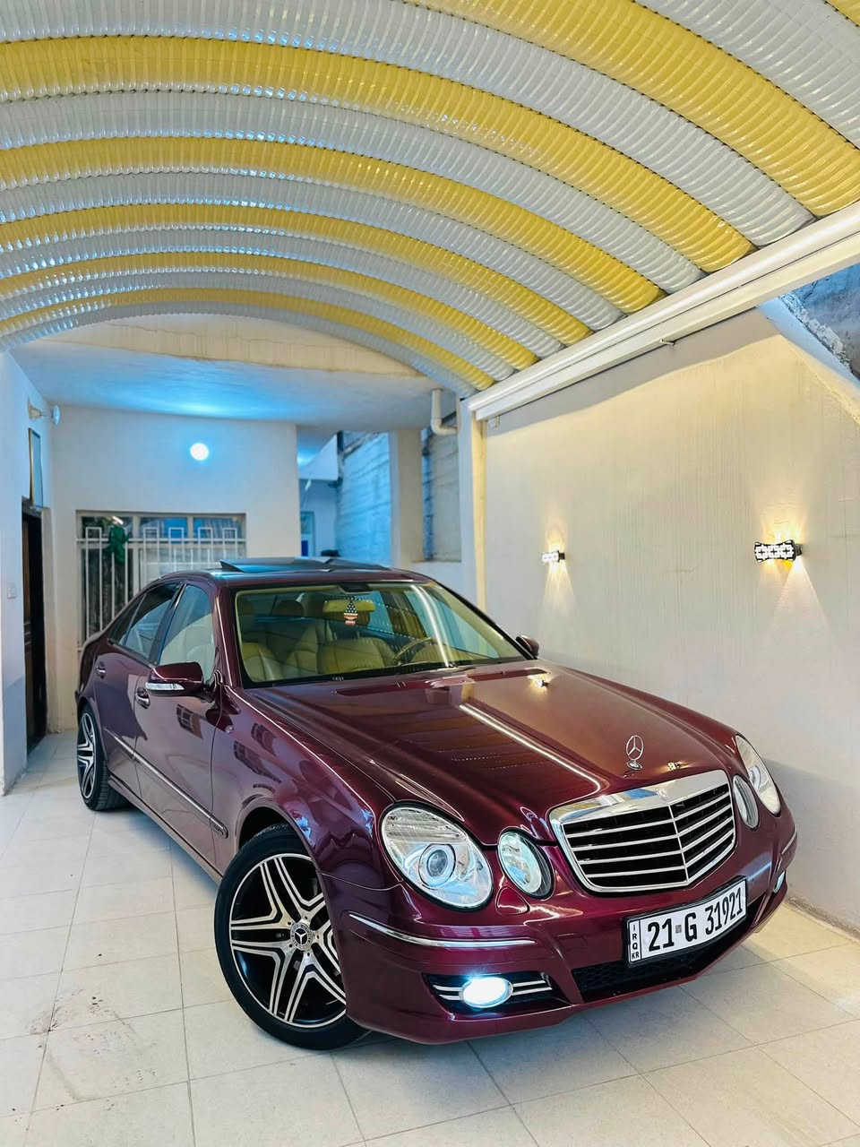 Mercedes-Benz E350 2007
-------------------------------------

#السعر : 125$ وبيه مجال بسيط

‏

#رقم الهاتف : ***********

#رقم السيارة : سليمانية 

#مكان السيارة : واسط/العزيزية 

-------------------------------------

سلام عليكم 

للبيع 

مرسيدس ام عيون W211 موديل 2007 E350 رقم سليمانية  وارد يابان مواصفات فول  افنكارد ماشية 152 الف لون مميز كرزي سيارة مصبوغة اثر جراد وصوره قبل صبغ موجودة 

تفاصيل السيارة 

1_ بصمة⁩

2_محرك  +كير  مكفولات ⁦⚔️⁩

3_تبريد 3 قطع خلفي منفصل  ❄️⁩

4_كروز سرعة🔒 

5_ كشنات جلد ⚔️⁩

6_مراية داخلية+جانبة عاكسة ⁦🔍

7_تحكم ستيرن ⁦⚔️⁩

8_ شاشة جبيرة  ⁦🖥️⁩

9_ تلفون 📞

10_تجاوي خلفية كهرباء ⁦⚔️⁩

11_حساسات امامية+خلفية ⁦⚔️⁩

12_ انارة ليلية داخلية⁦⚔️⁩

13 انارة ترحيب💡 خارجية  ⁦⚔️⁩

14_شاشة اعطال💬

15_كشنات كهرباء ذاكرة  ⁦⚔️⁩

16_لايت زنون بلادي 💡

17-بردة كهربائية 

18_ جام ازرق 

19_سستم صوت harmen kardon ⁦⚔️⁩ 

20_ويل 18 تو سايز 

21_هزة وفحص جدد           

22_صدر امامي خلفي جديد ⁦🛠️⁩

23_حساس مطر💦

24_سلايت 

25_سيدي جنجر 

 

-------------------------------------
