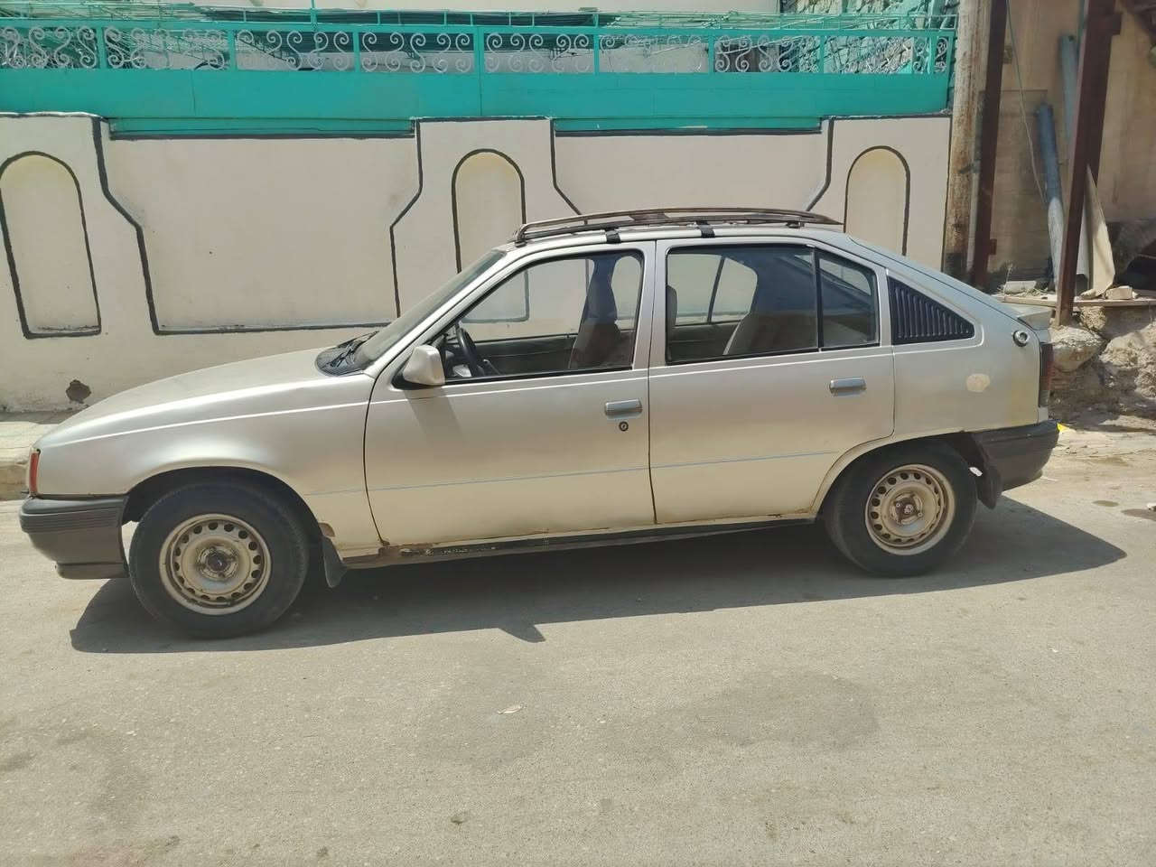 لبيع مكينه وكير خير من الله 
حداديه ١٠٠/١٠٠
السعر ٢١وبيه مجال 
المكان ناصريه مركز 
تفاصيل اكثر اتصل
*********** جاهز  جاهزه
