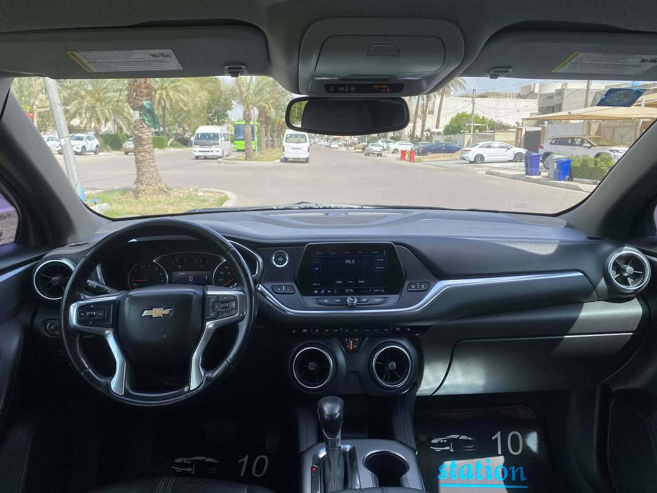 السلام عليكم
للبيع او مراوس 
بلايزر موديل 2020 فئة 3lt محرك 6 سلندر 3600 vvt المرغوب فول عدا البانوراما كشنات جلد كهرباء تدفئة رادار صندوگ كهرباء اطفاء وتشغيل ذاتي تشغيل عن بعد تبريد ثلج تخم تاير جديد صدر امامي خلفي جديد سيارة جاهزة بدون نقص رقم بغداد باسمي مكاني بغداد الكرخ للاتصال *********** سعرها 195 وبيها مجال بسيط

نص مكتوب في الصور:
- en.bidfax.info
- 2:15 50 en.bidfax.info BidFax.info 9060 mi
- 2:15 50 en.bidfax.info