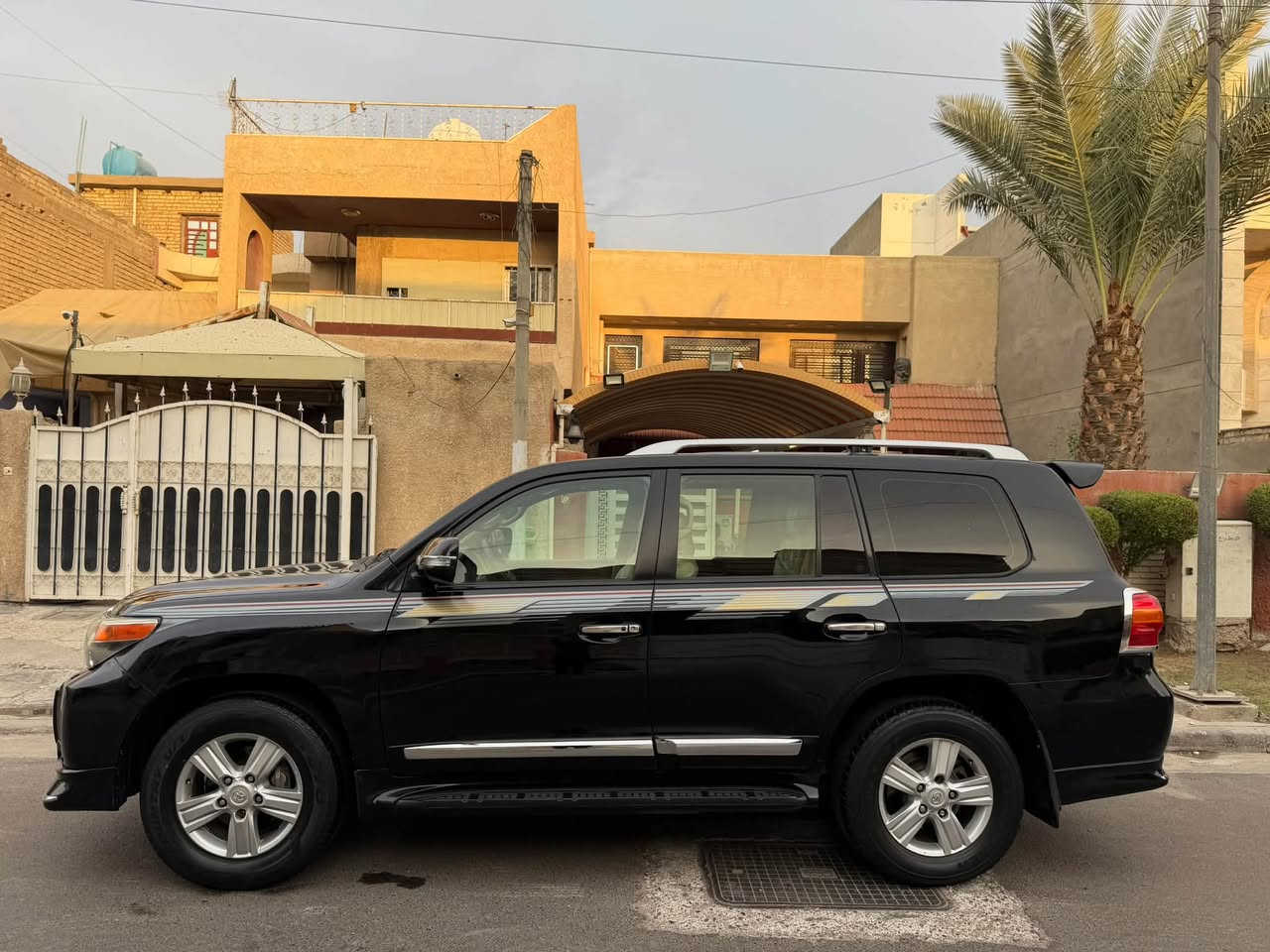 لاند كروز GXR • ٢٠١٢ • رقم بغداد