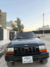 جراند شيروكي • ١٩٩٦ • مقاعد جلد