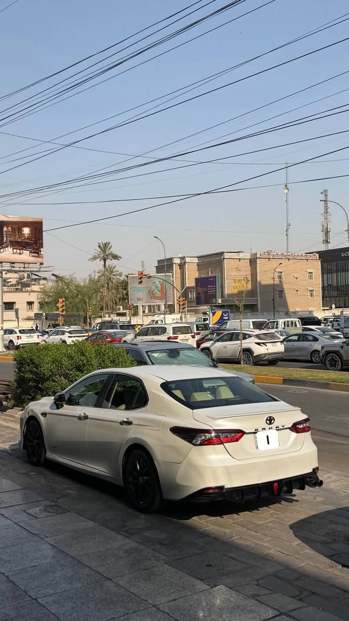 𝗧𝗢𝗬𝗢𝗧𝗔 𝗖𝗔𝗠𝗥𝗬 𝟮𝟬𝟮𝟮
𝗚𝗟𝗘
عبد اللطيف جميل | خليجي | بانزين
𝗠𝗜𝗟𝗘𝗔𝗚𝗘  —  𝟱𝟮,𝟬𝟬𝟬 𝗞𝗠
𝗦𝗣𝗘𝗖 — 𝗚𝗟𝗘 فول مواصفات
𝗖𝗢𝗟𝗢𝗥 —ابيض
𝗙𝗘𝗔𝗧𝗨𝗥𝗘𝗦
• جام كهرباء
• حساسات
• كاميرا خلفية
• بردة خلفية
• كشنات جلد بلادي
• شاحن لاسلكي
• مري شفط
• بصمة أبواب
• إنارة داخلية محيطية بلادية
• صبغ ويالة أسود لامع
𝗖𝗢𝗡𝗗𝗜𝗧𝗜𝗢𝗡
• البنيد صبغ حار
• الجاملغ الخلفي صبغ حار
• الجاملغ الأمامي الأيسر بيه طخة، وترجع بارد أو 𝗣𝗗𝗥
• الجاملغ الخلفي خلف السكن بيه طخة، وترجع بارد أو 𝗣𝗗𝗥
السيارة بانزين بالكامل وليست هايبرد
خليجي عبد اللطيف جميل — GLE فول مواصفات
للاستفسار والتفاصيل: ***********
السعر 18,000 دولار وبيها مجال
