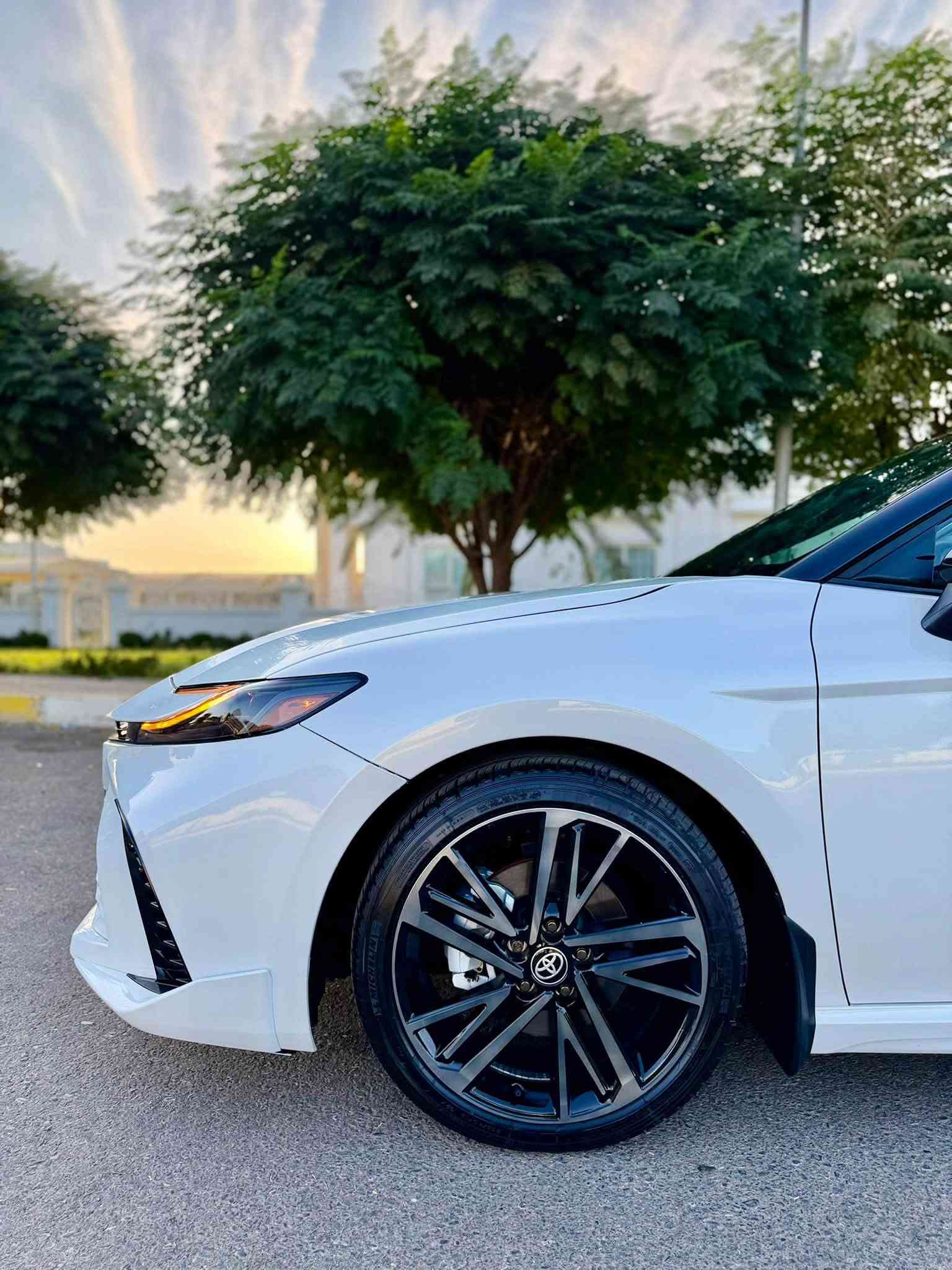 تويوتا كامري XSE موديل 2025 🐎

اعلى مواصفات 

• وارد أمريكي
• محرك 2.5 لتر هايبرد
• الممشى 1500 ميل فقط زيرو
• اللون ابيض صدفي مع سقف أسود
• داخلية جلد أسود
• مقاعد كهربائية مع تدفئة وتبريد
• جنوط 19 إنچ
• سقف بانوراما
• تدفئة دركسون
• شحن لاسلكي
• تشغيل عن بُعد
• شاشة كبيرة مع Apple CarPlay
• عدادات رقمية
• داتاشو Head-Up Display
• رادار أمامي وخلفي وجانبي
• حساسات أمامية وخلفية
• مثبت سرعة متكيف
• مساعد وتثبيت المسار
• أنظمة أمان وتصادم أمامية
• تبريد قطعتين

ربع بونيد صبغ فقط 
ايرباك سستم
فقط اتصال ***********
مكان اربيل
