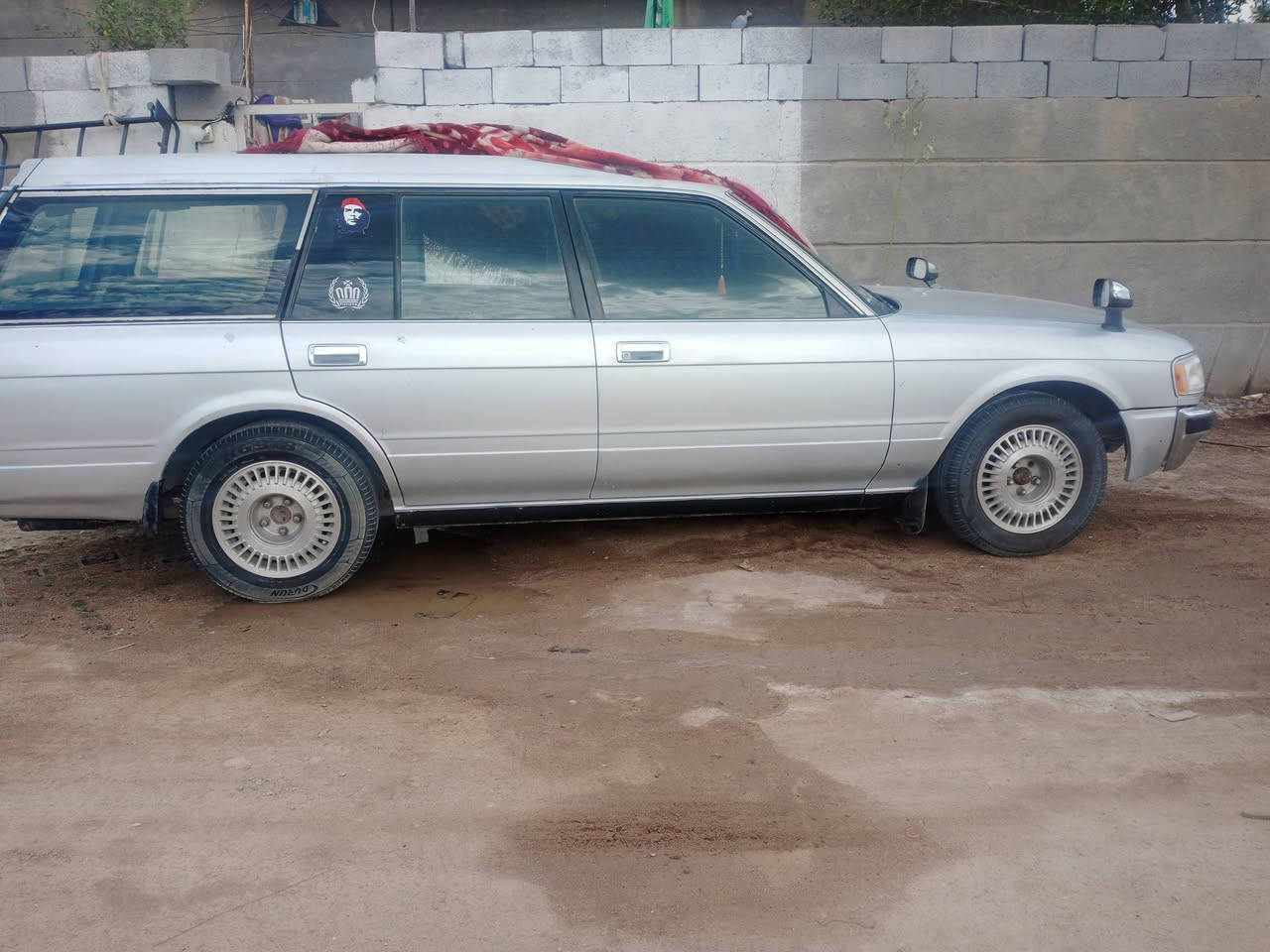 مديل 90ذيقار دولي سياره بلبصره حالين وبسمي بيهه 5سنوات سنويه تبريد كيرومكينه تمام وبديهه حلو نقصهه حداديه ودوشمه غرفه مابيهه ضربه بس جاملغ بي معجون وتنته سعرهه 52بيهه مجال قليل ع رقم ***********
