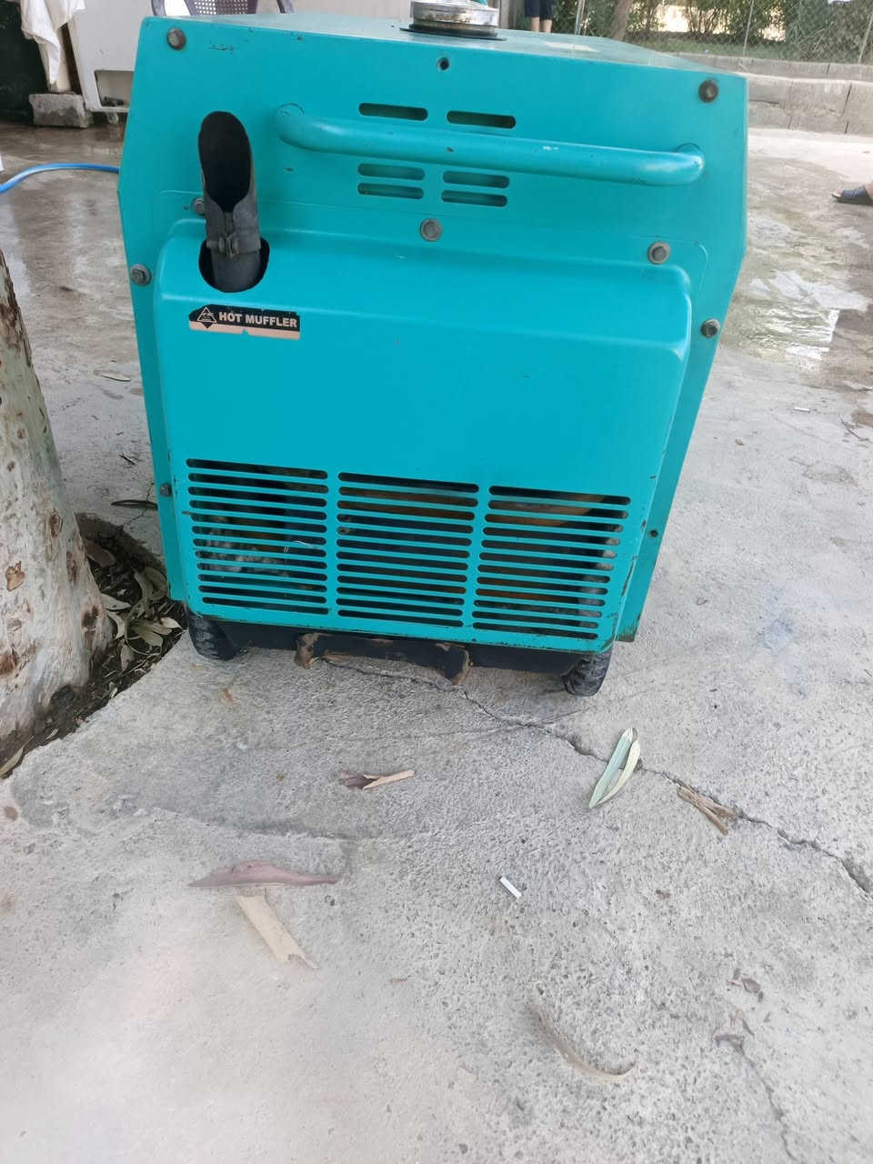 مۆلیدە بۆ فرۆشتن گازە 30 ئەمپێرە زۆر خاوێنە  لەسەر بیلادی ماوەتۆ بەشەرتی دەی فرۆشم سعری 600هەزارە ***********
