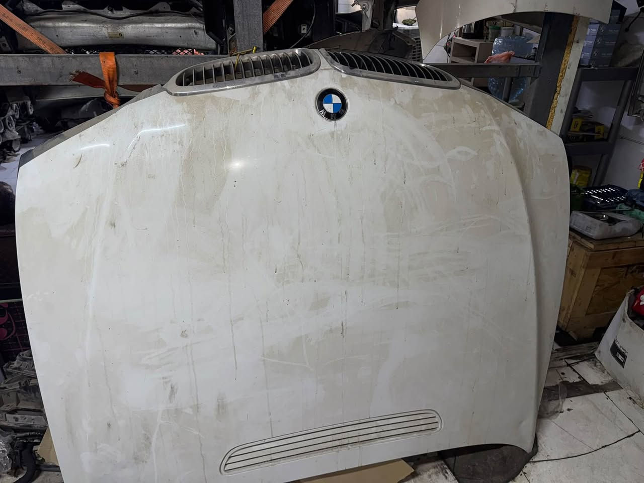 قطع غيار • BMW E65/E66 • جديد ومستخدم