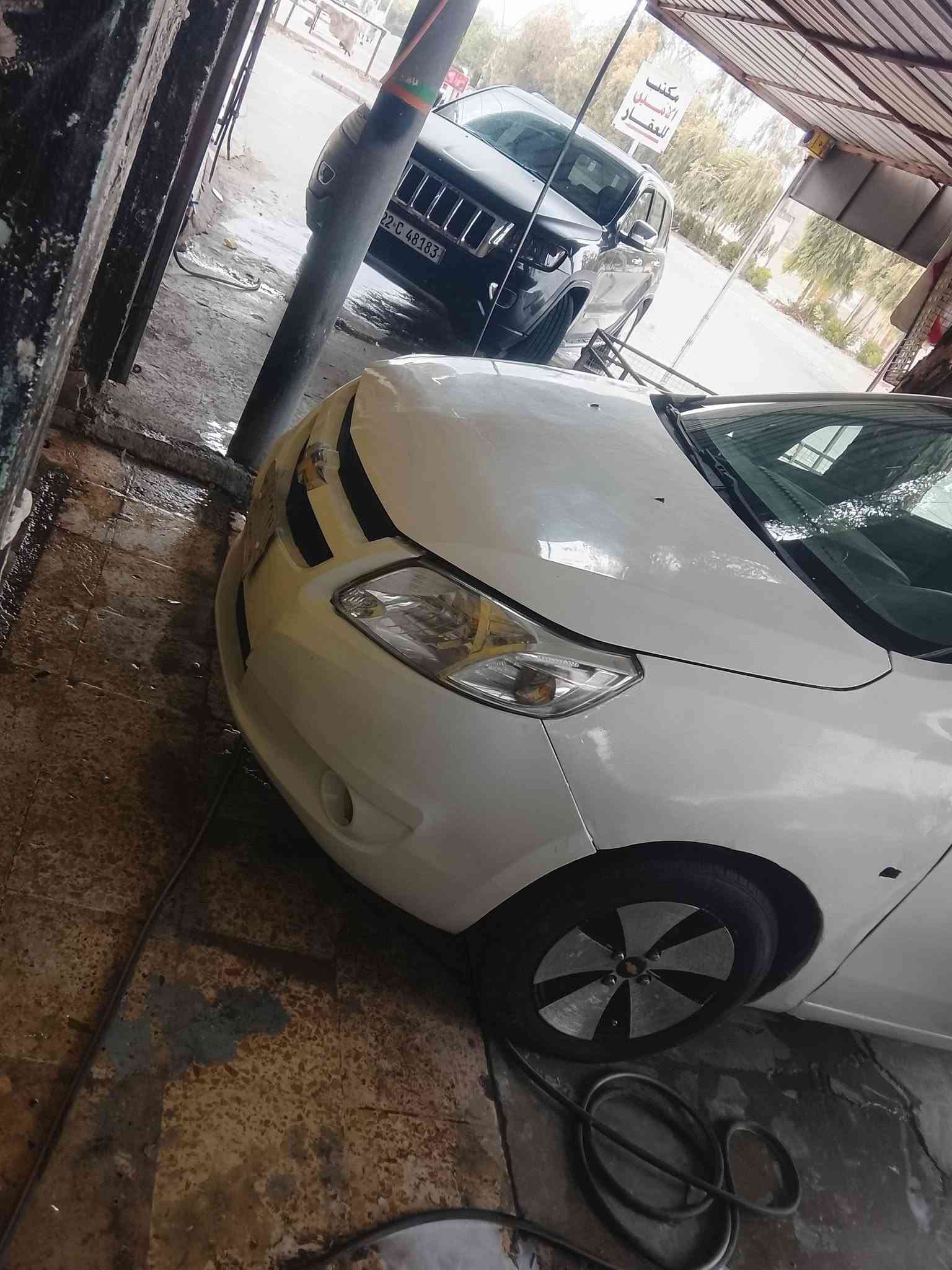 سوفريلت ٢٠١٢ فقط وكاله كير عادي سعر ٣١
اوبل ١٩٩٣ رقم دالي سنويه عضم عاج شرط تحويل سعر ١٣ 
رقم واتس اب ***********
