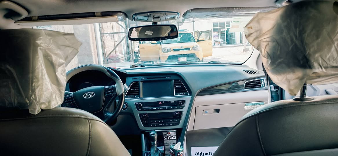 السلام عليكم سوناتا وارد امريكي حادثها خشم البنيد وضربه بل جاملغ معمراه في امريكا صبغ فقط ضربه للجاملغ كد شبر سياره فول لمتد مكلف بل نشر مكان السياره بغداد مدينه الصدر السعر ١٣٥ الستفسار ***********
