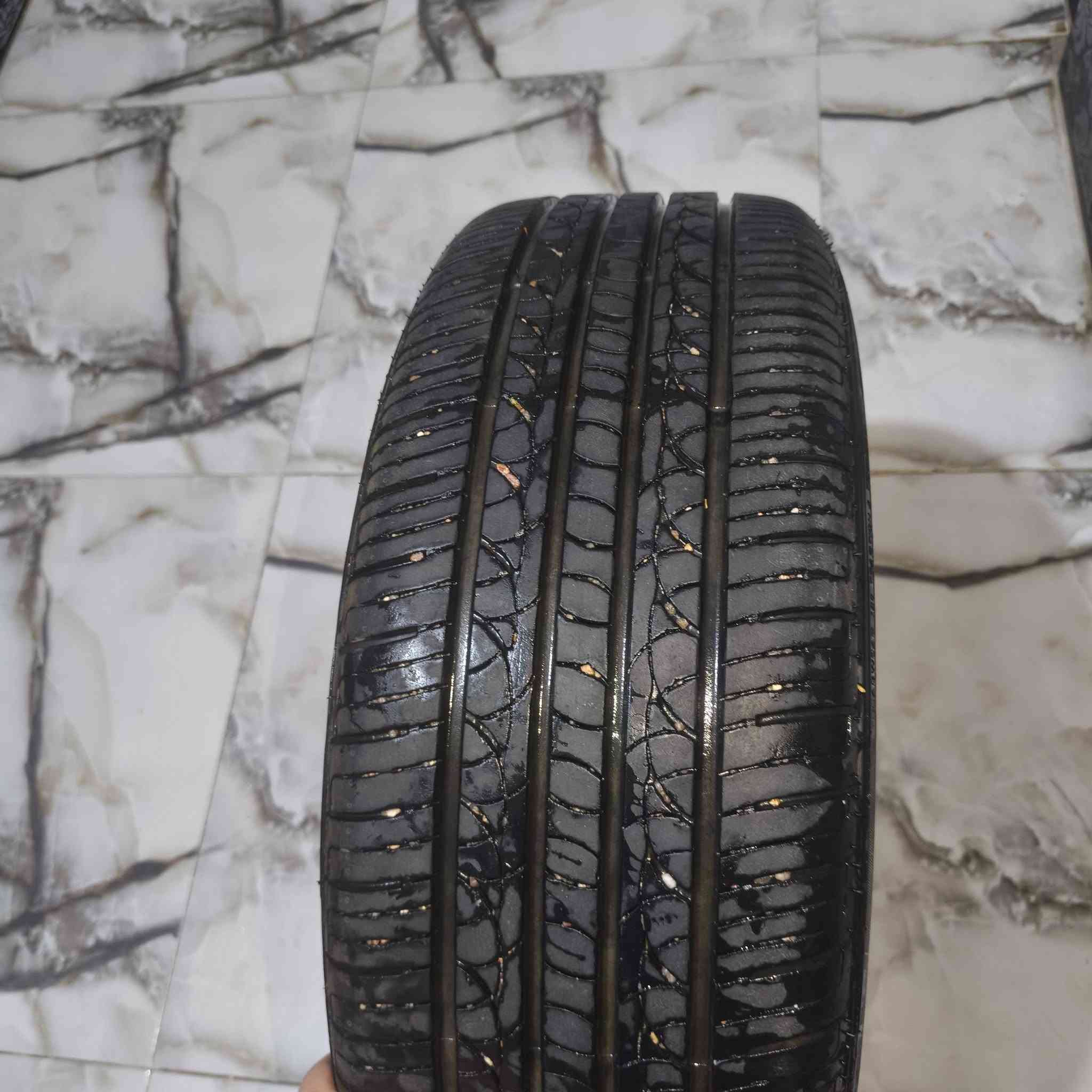 ويل وتاير للبيع حجم 205/55/16 نضيف كلش والتاير هم نضيف للاستفسار على هذا الرقم ***********
