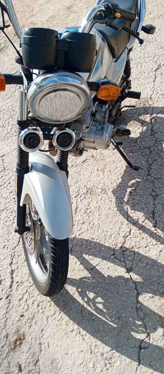 للبيع دراجه دايوان موديل 18 حلوه الدراجه ونظيفه كهربائيات كلها شغاله اوراق اصولي السعر 650 وبيها مجال بسيط محرك ناعم خير من الله مكاني كربلاء غرب الامام عون ***********
