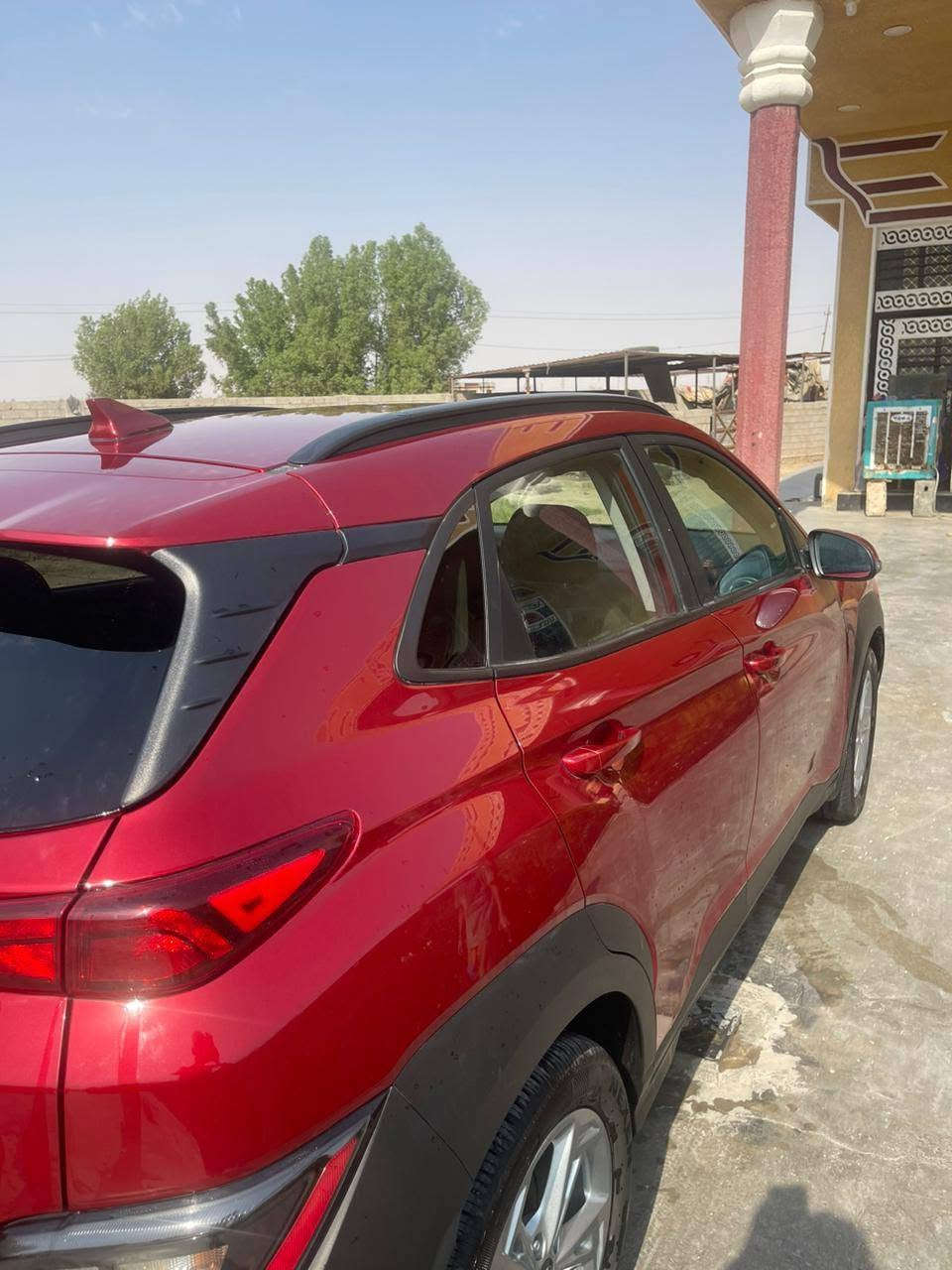 السلام عليكم ورحمة الله وبركاته للبيع كونا موديل ٢٠٢٣ فول مواصفات ماشي ٢٣الف ميل رقم انكليزي جديد وسنويه بسمي حادث بنيد و دعاميه السعر ١٤٥وبيها مجال رقم تلفون ***********
